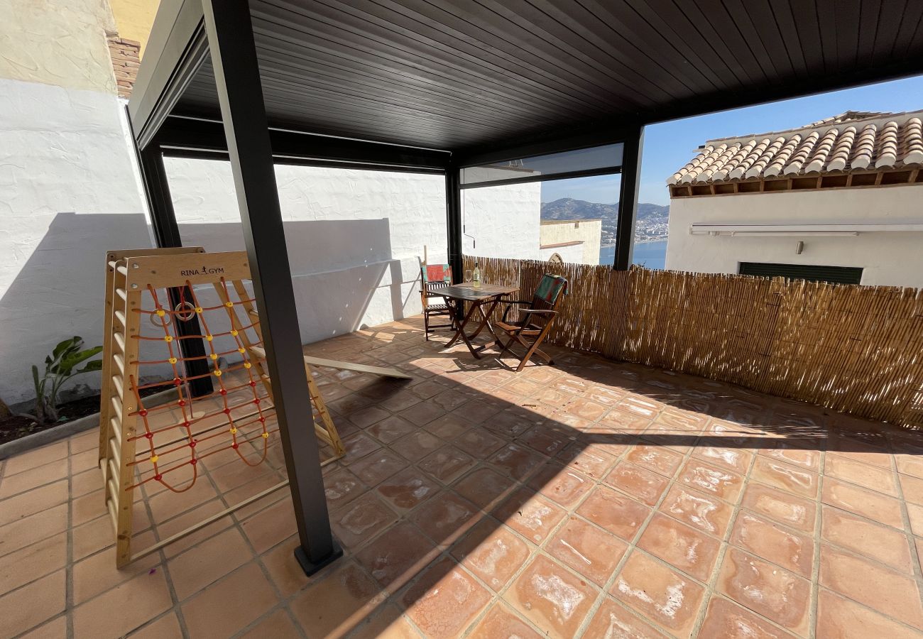 Casa en La Herradura - Comfortable 3 bed house in pretty urbanisation