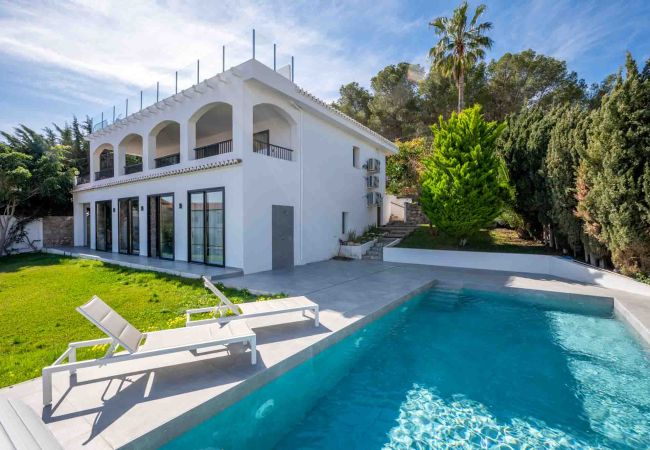 Villa en La Herradura - Stunning 4 bed villa with private pool and views